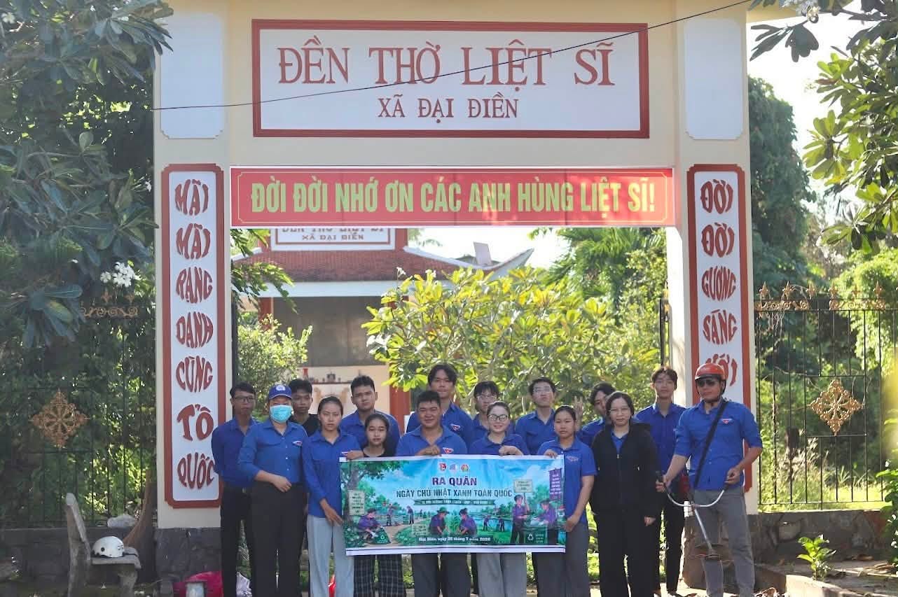 Xã đoàn Đại Điền thực hiện các công trình Chủ nhật xanh toàn quốc lần thứ III