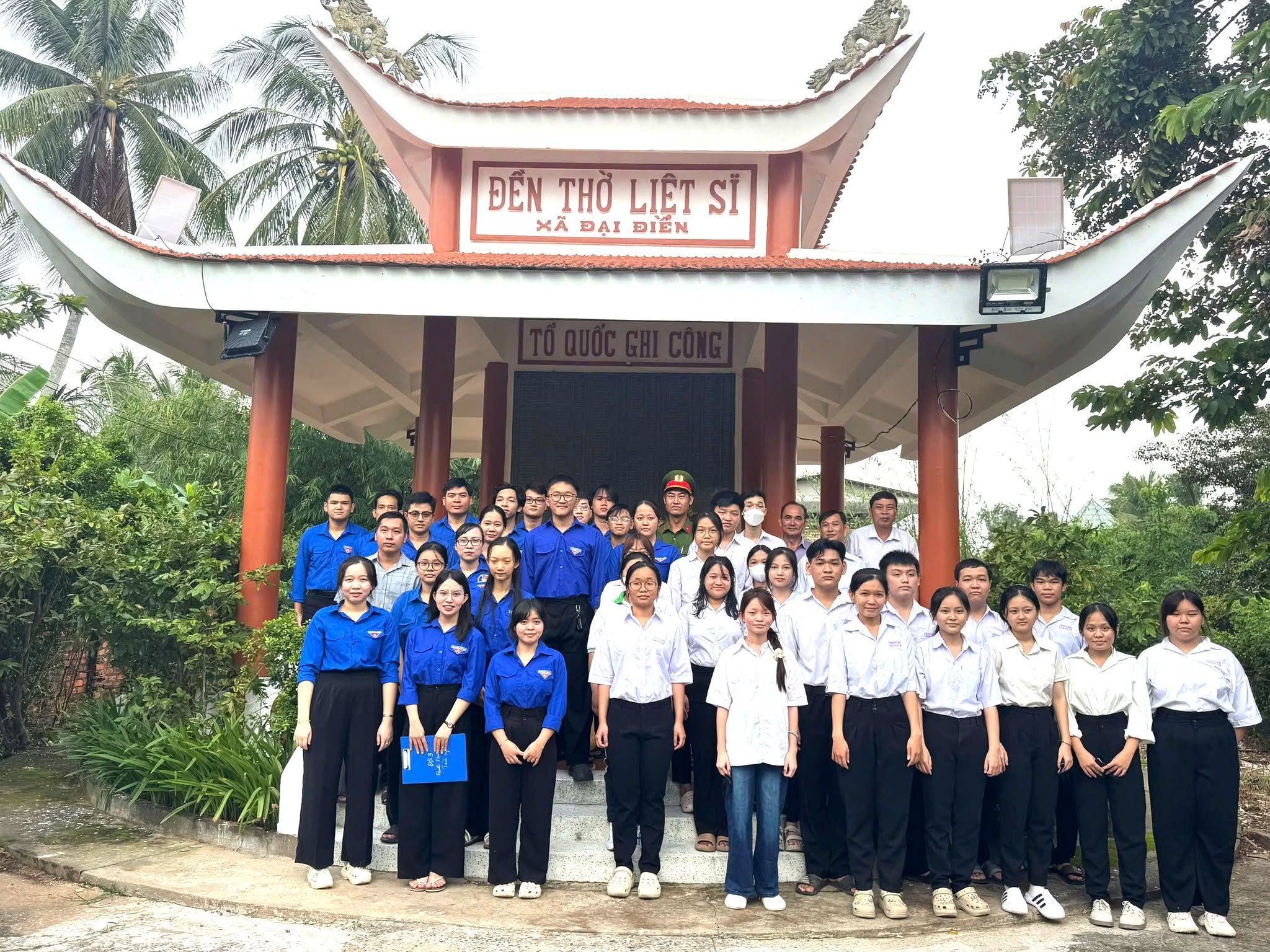 Xã Đoàn Đại Điền tổ chức lễ “Thắp nến tri ân”