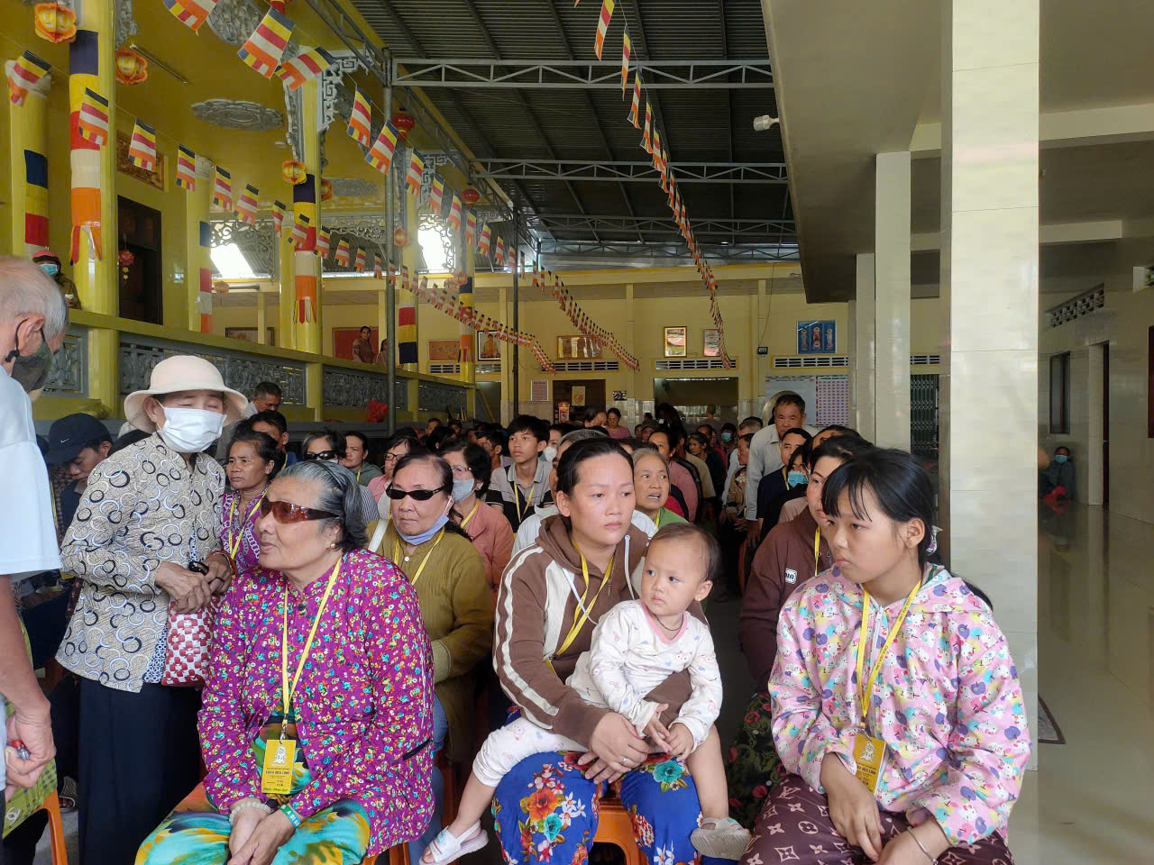 THÁNG BẢY NGHĨA TÌNH